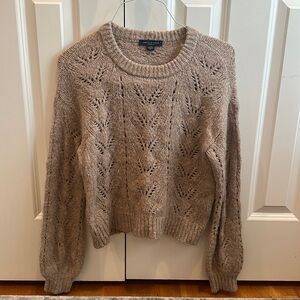 American Eagle: brown sweater, size Small